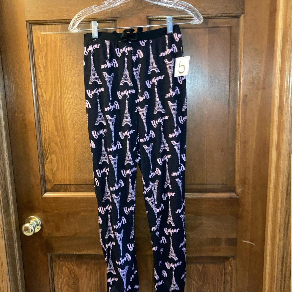 Cute Eiffel Tower pajama bottoms brand new size medium womens